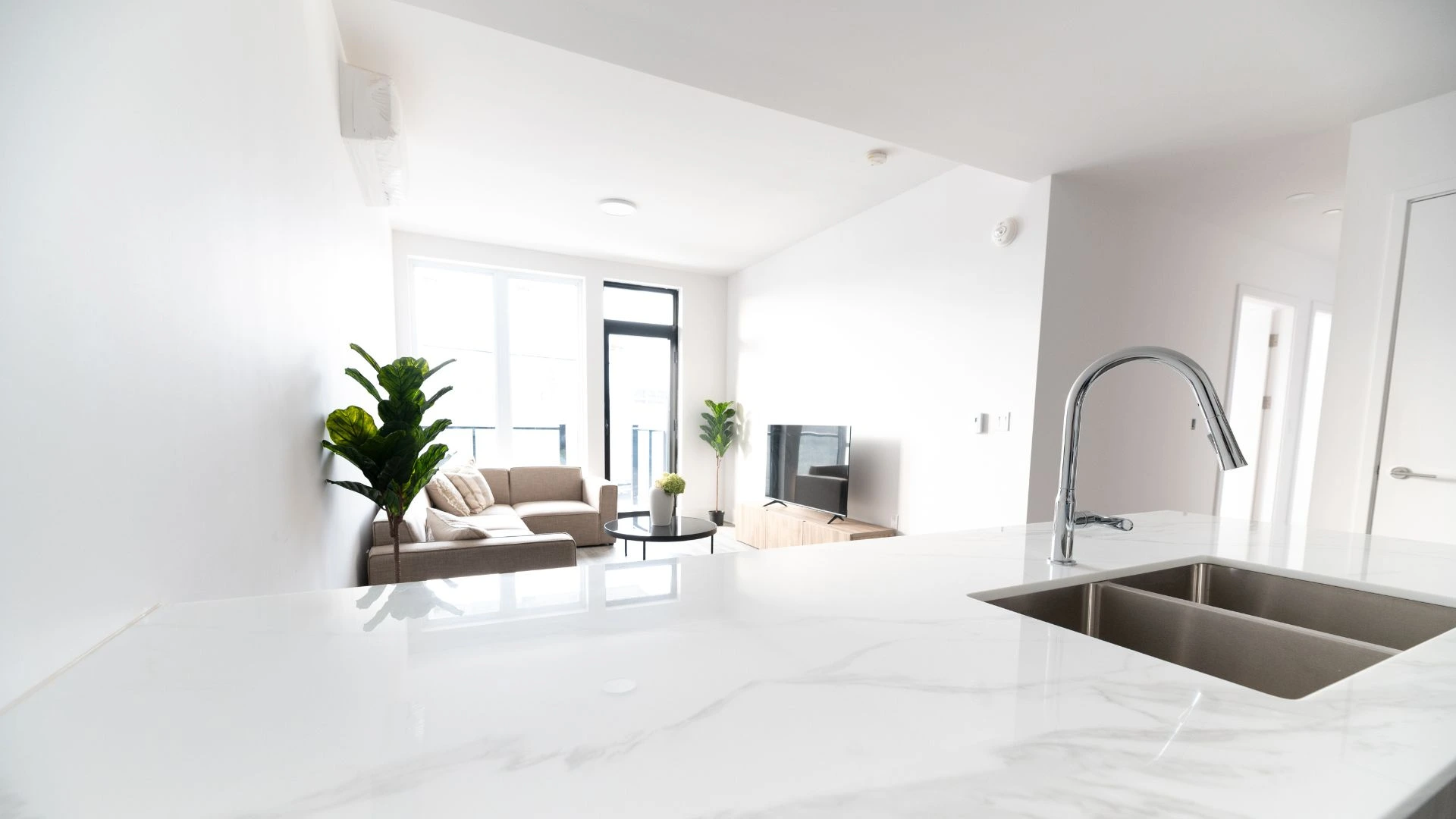 le3mil condos locatifs Montreal comptoir